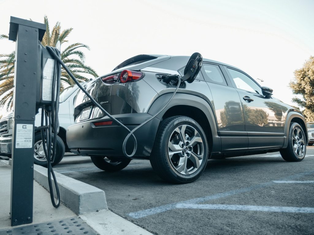 In A New Study Found Electric Cars Reduce Air Pollution And Increases Public Health